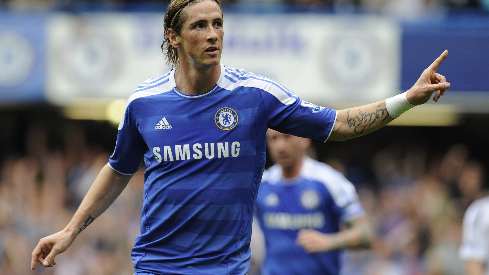 史上最“清晰”的持球突破之一：蒂伊在对手防守下，连续运球华丽过人！